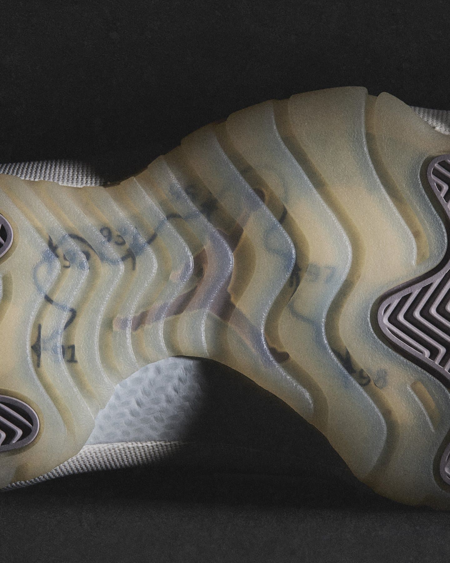 Air Jordan 11 — юбилейные расцветки к 30-летию