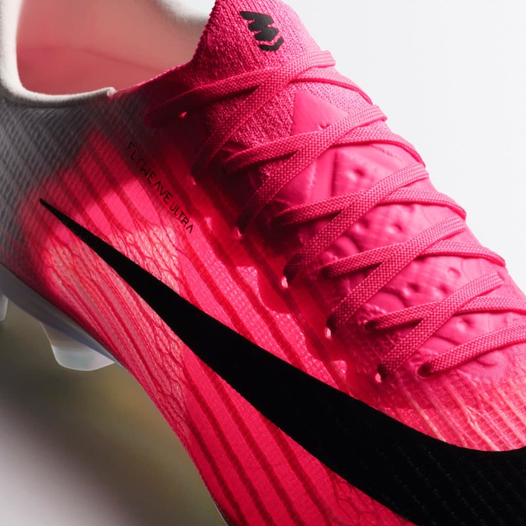 Новые бутсы Nike Mercurial Vapor 17 и Superfly 11