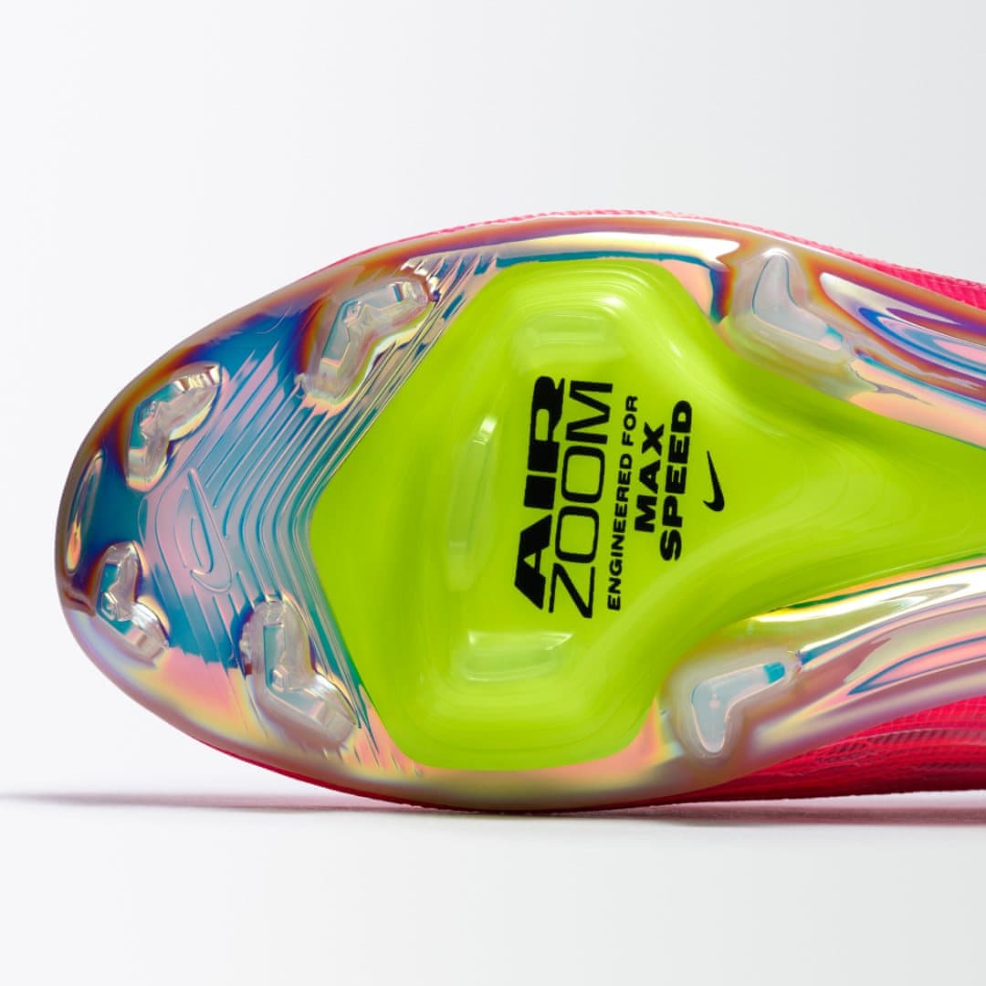 Новые бутсы Nike Mercurial Vapor 17 и Superfly 11